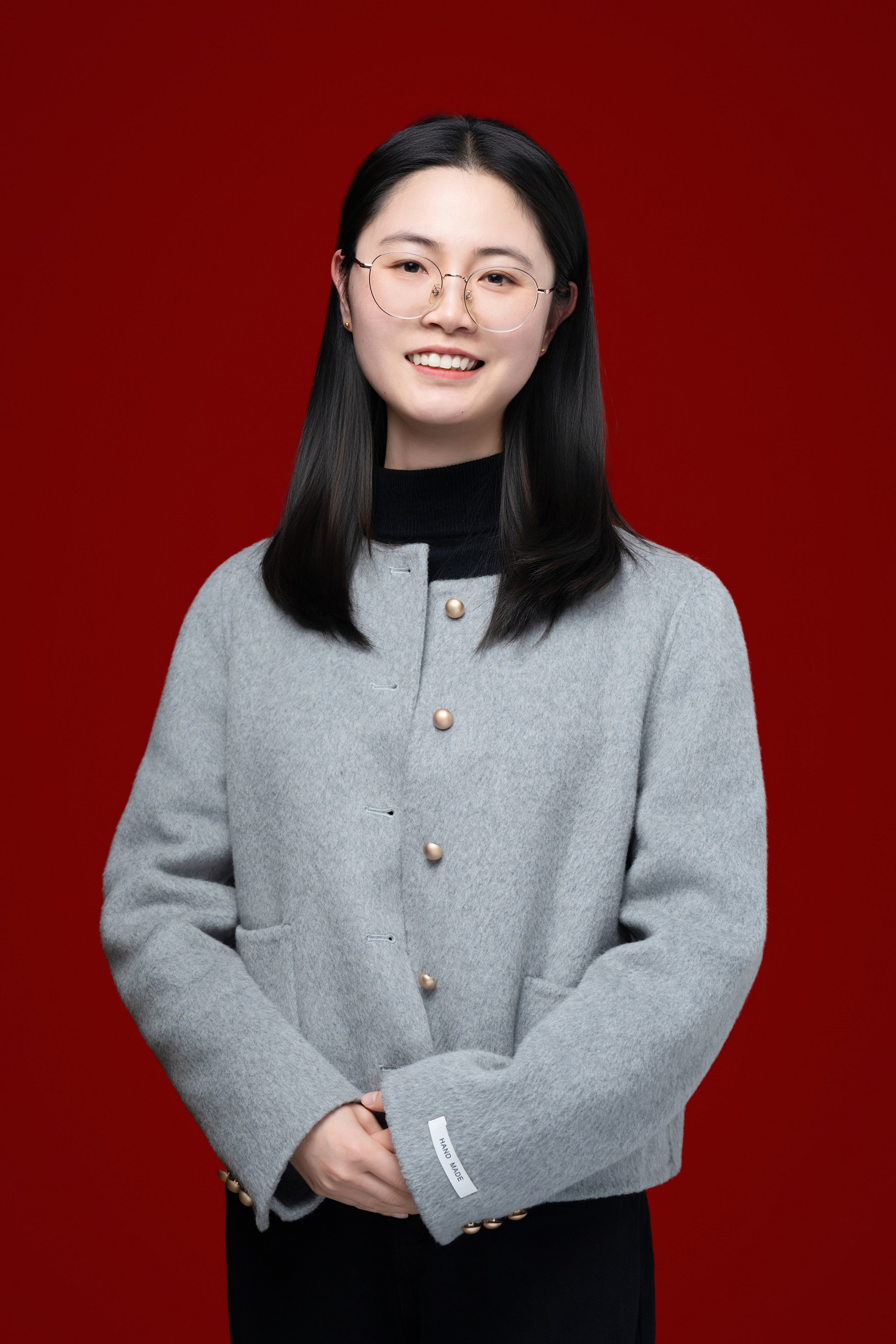 牛俊梅.jpg 牛俊梅.jpg