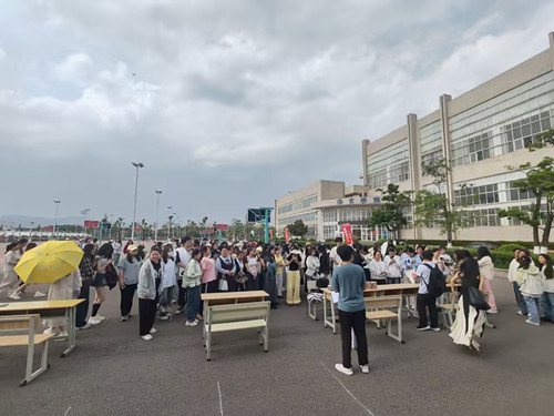 读书游园活动现场-1_副本.jpg