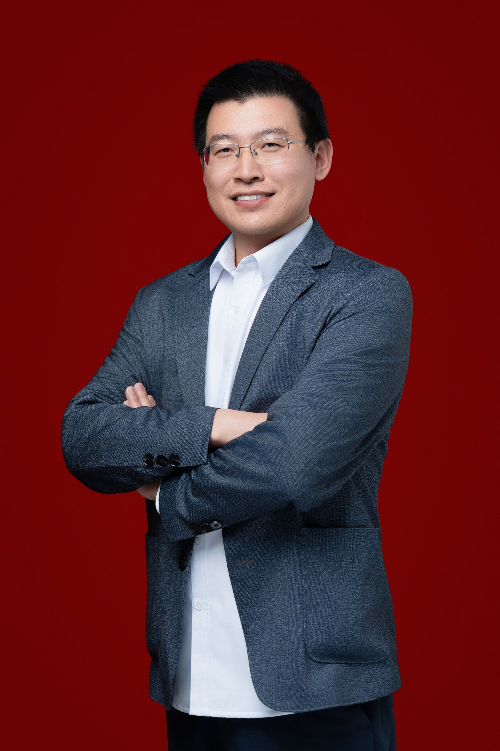 刘鹏.jpg 刘鹏.jpg