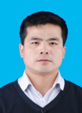 刘腾.jpg 刘腾.jpg